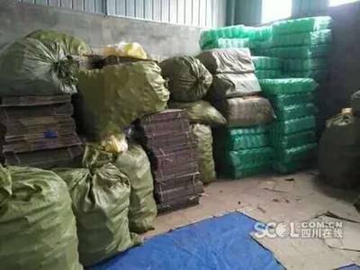 遂寧兩男子制售大量假\x26quot;藍月亮、立白\x26quot;等品牌洗護用品被查!